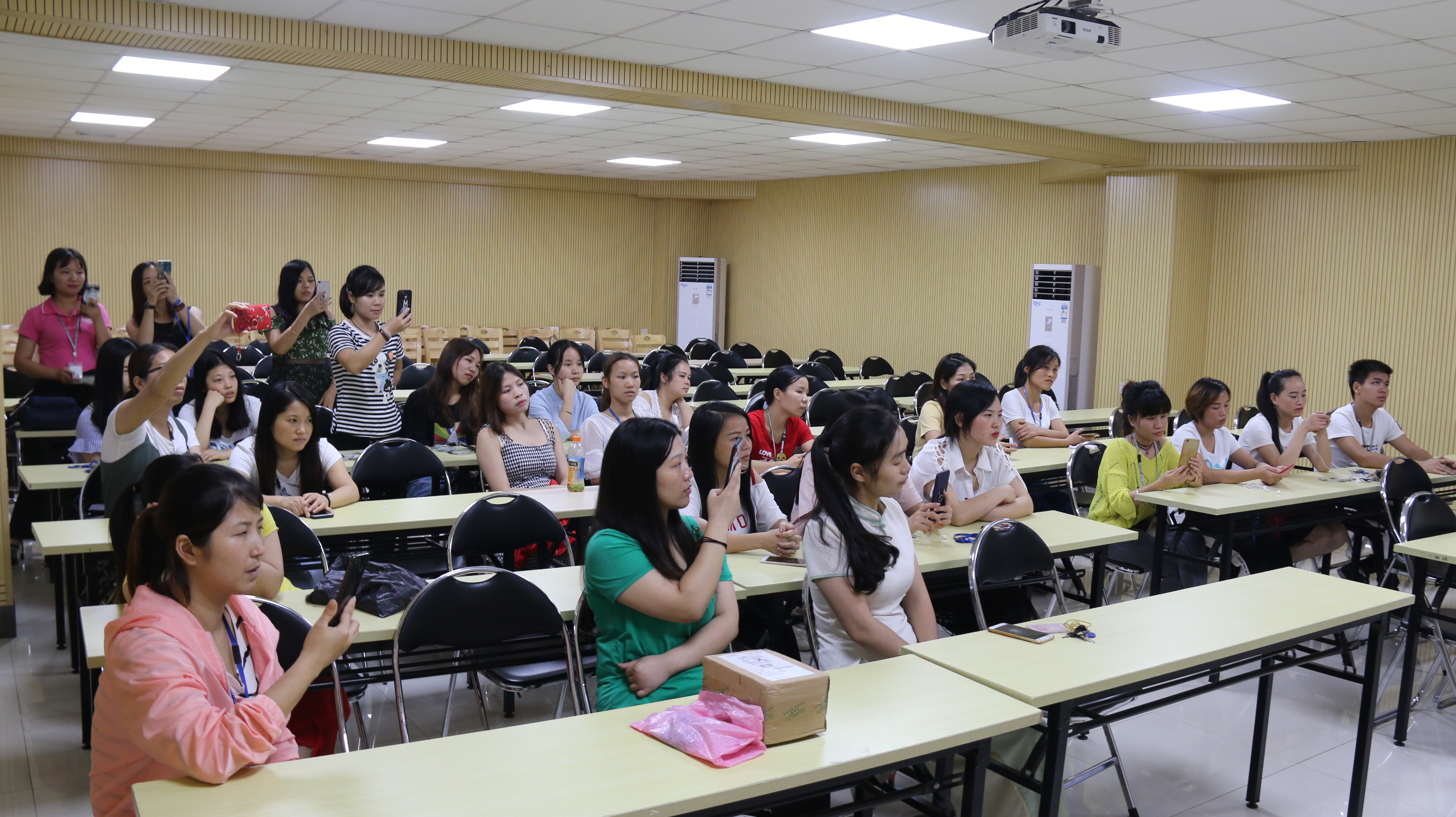 1541124293971872.jpg 1541124293971872.jpg